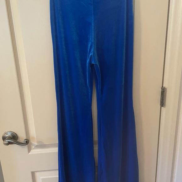 Velvet two piece with bell bottoms from Jaded Rose size small - Picture 5 of 6
